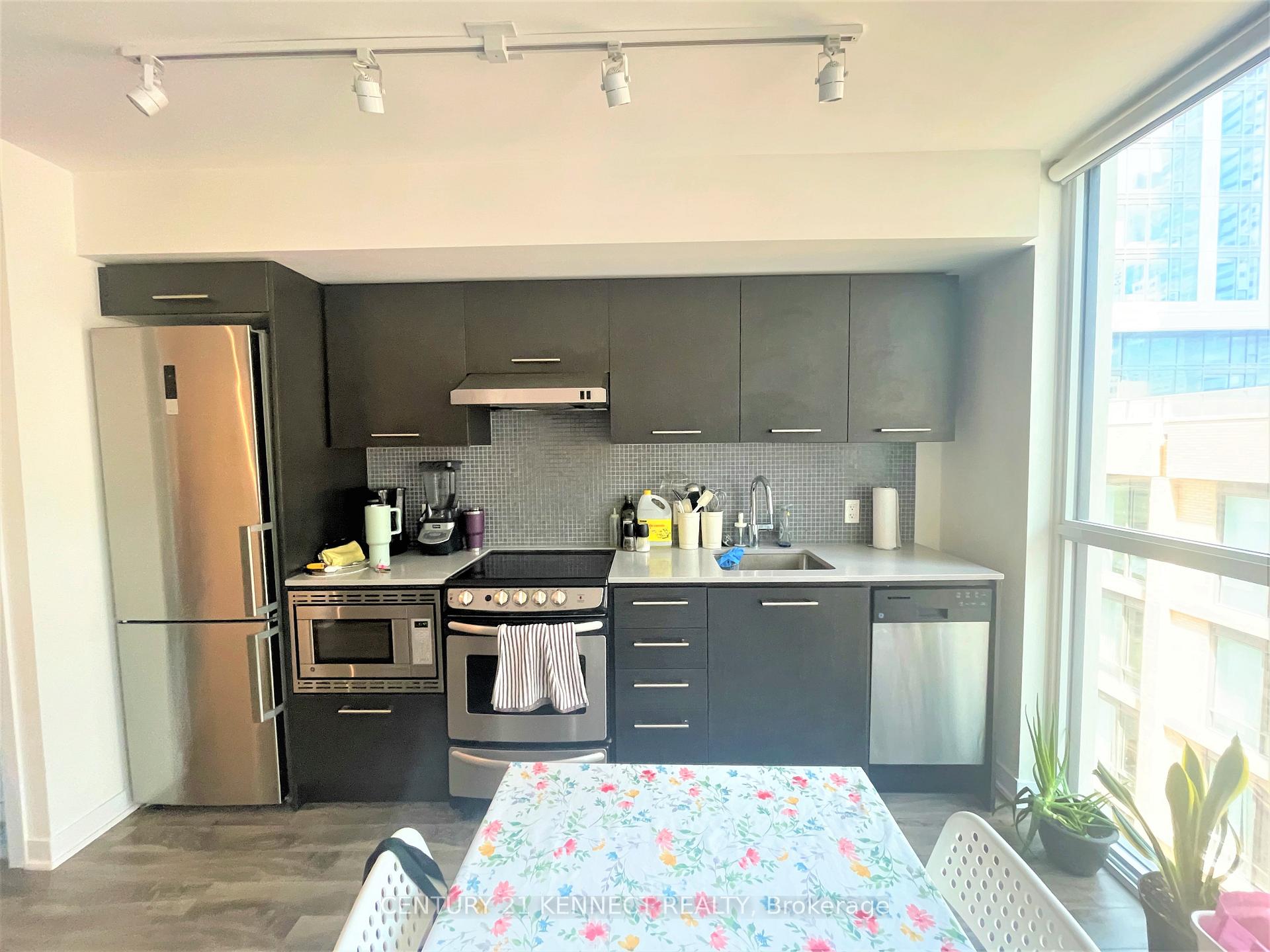 Photo 3 of Unit 1216, 87 Peter Street, Toronto, Waterfront Communities — HOMEH