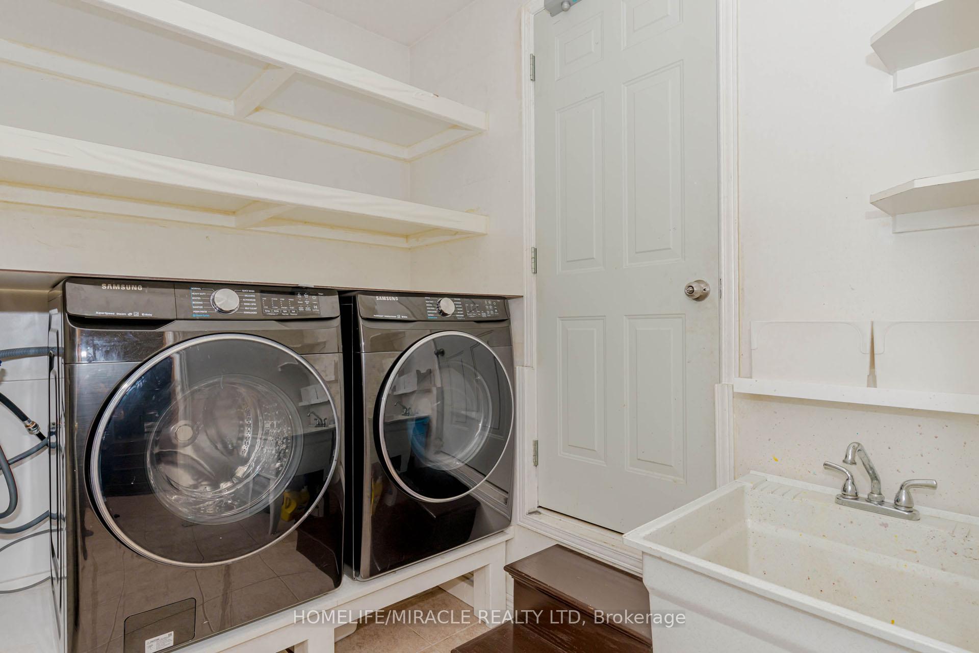 Photo 12 of 27 Fossil Street, Brampton, Bram East — HOMEH