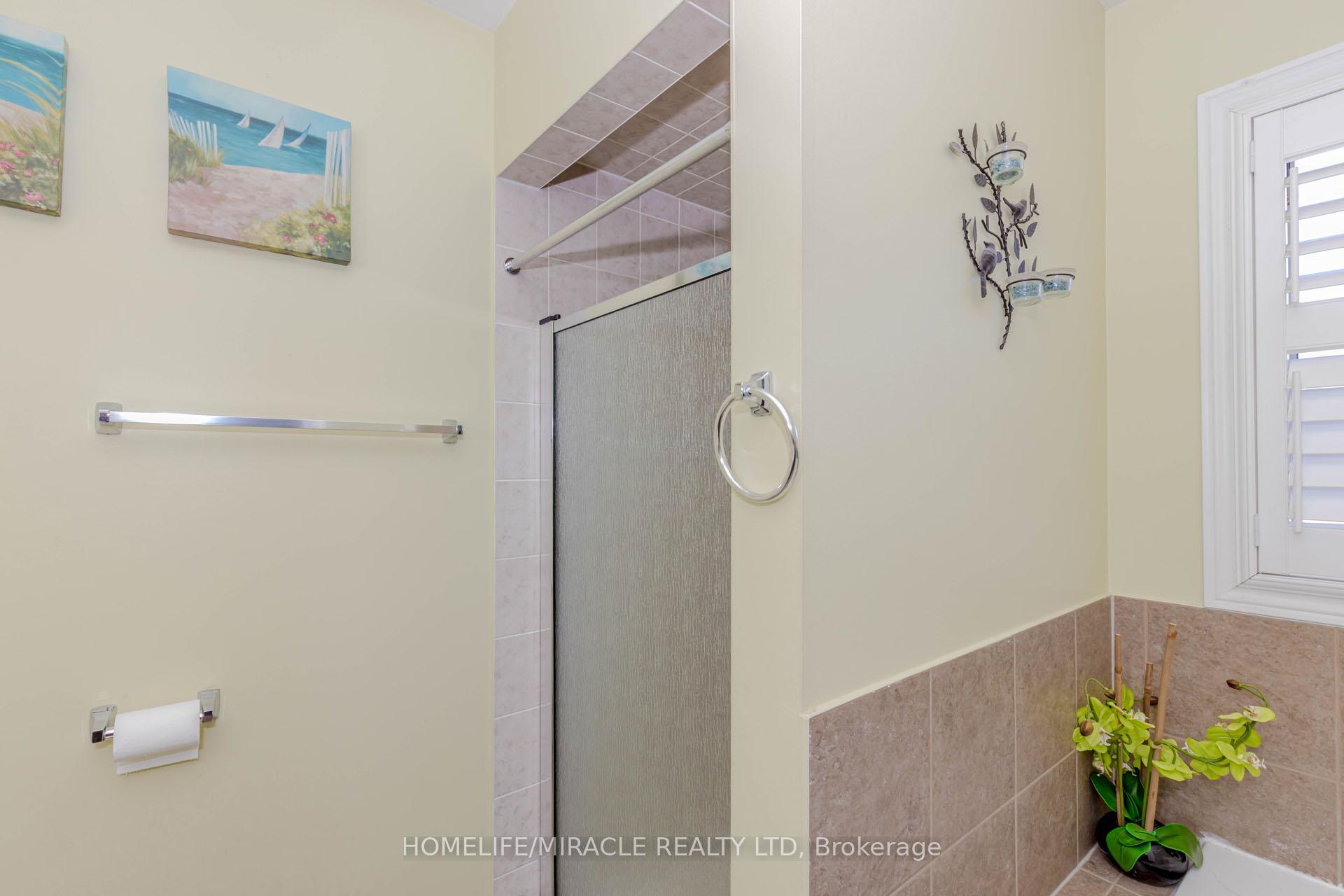Photo 25 of 27 Fossil Street, Brampton, Bram East — HOMEH