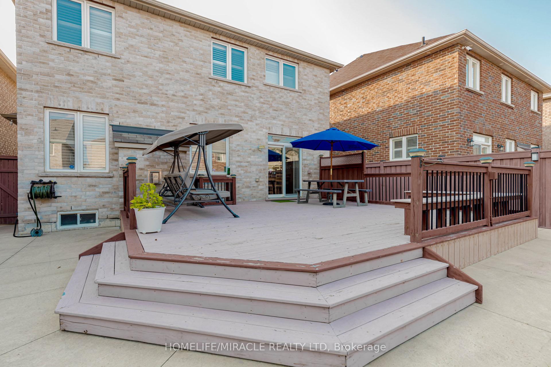 Photo 37 of 27 Fossil Street, Brampton, Bram East — HOMEH
