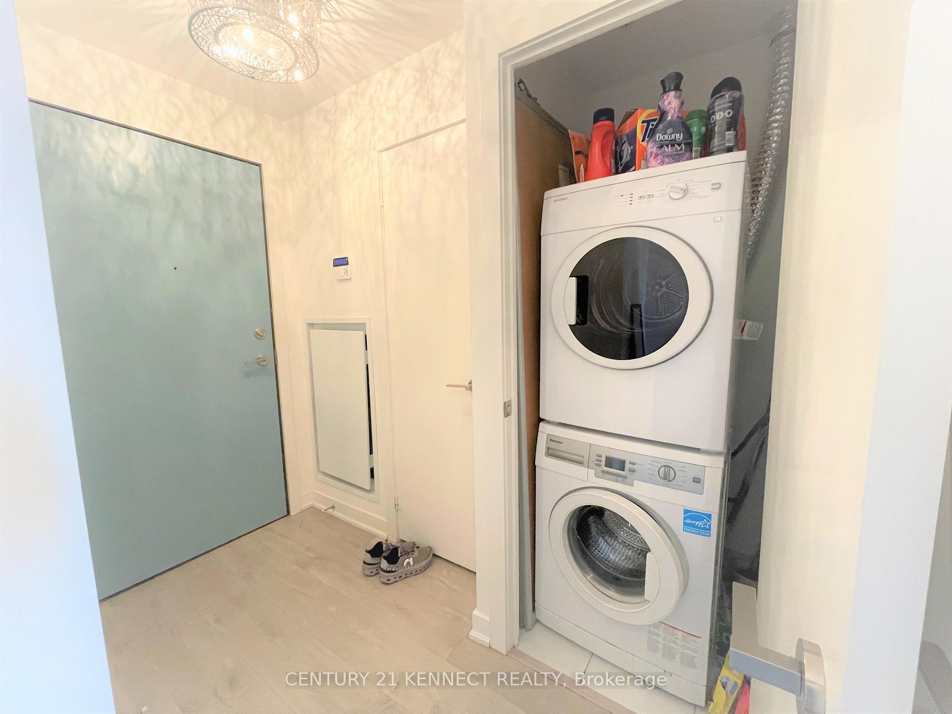 Photo 3 of Unit 2302, 199 Richmond Street, Toronto, Waterfront Communities — HOMEH