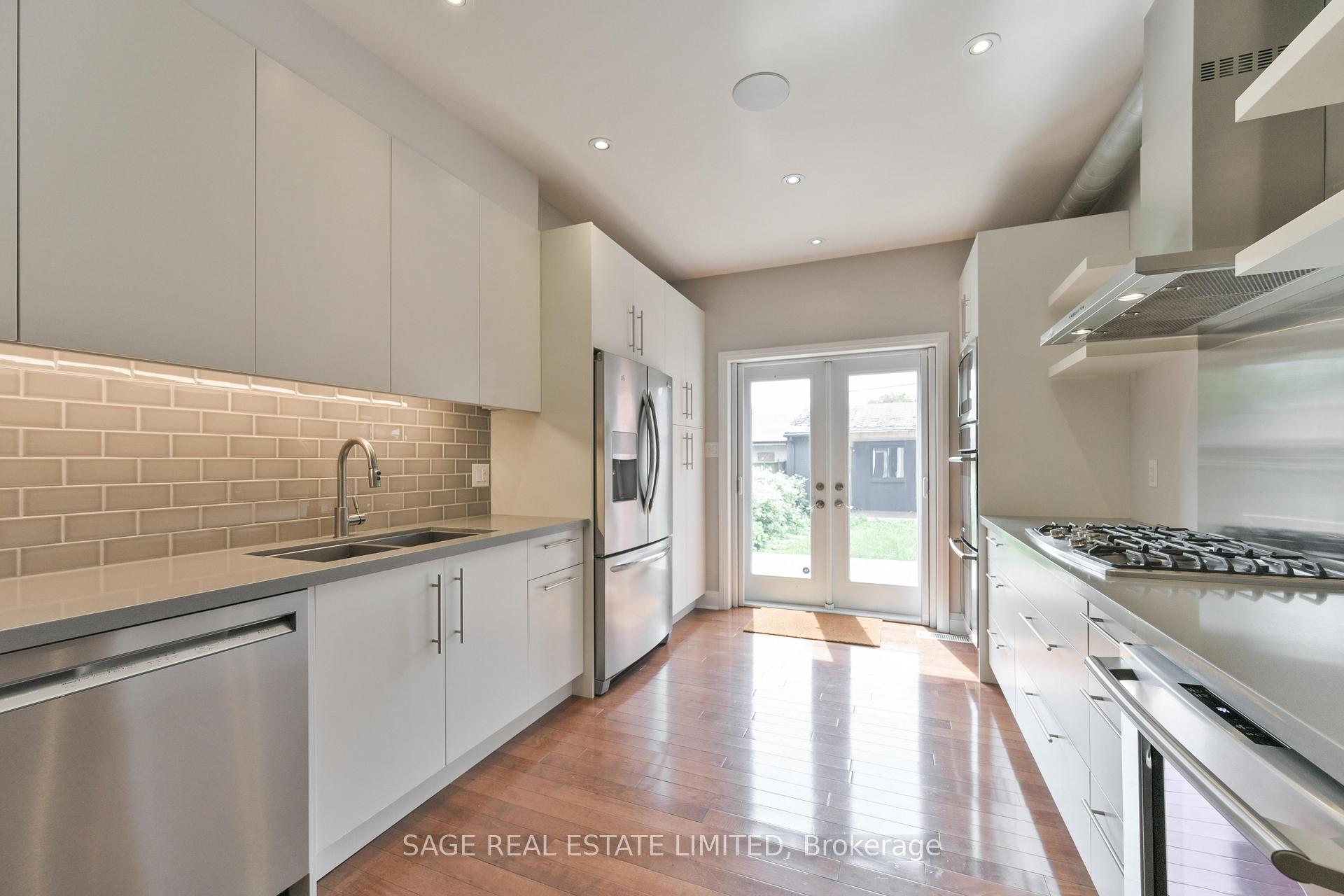 Photo 7 of 498 Crawford Street, Toronto, Palmerston-Little Italy — HOMEH