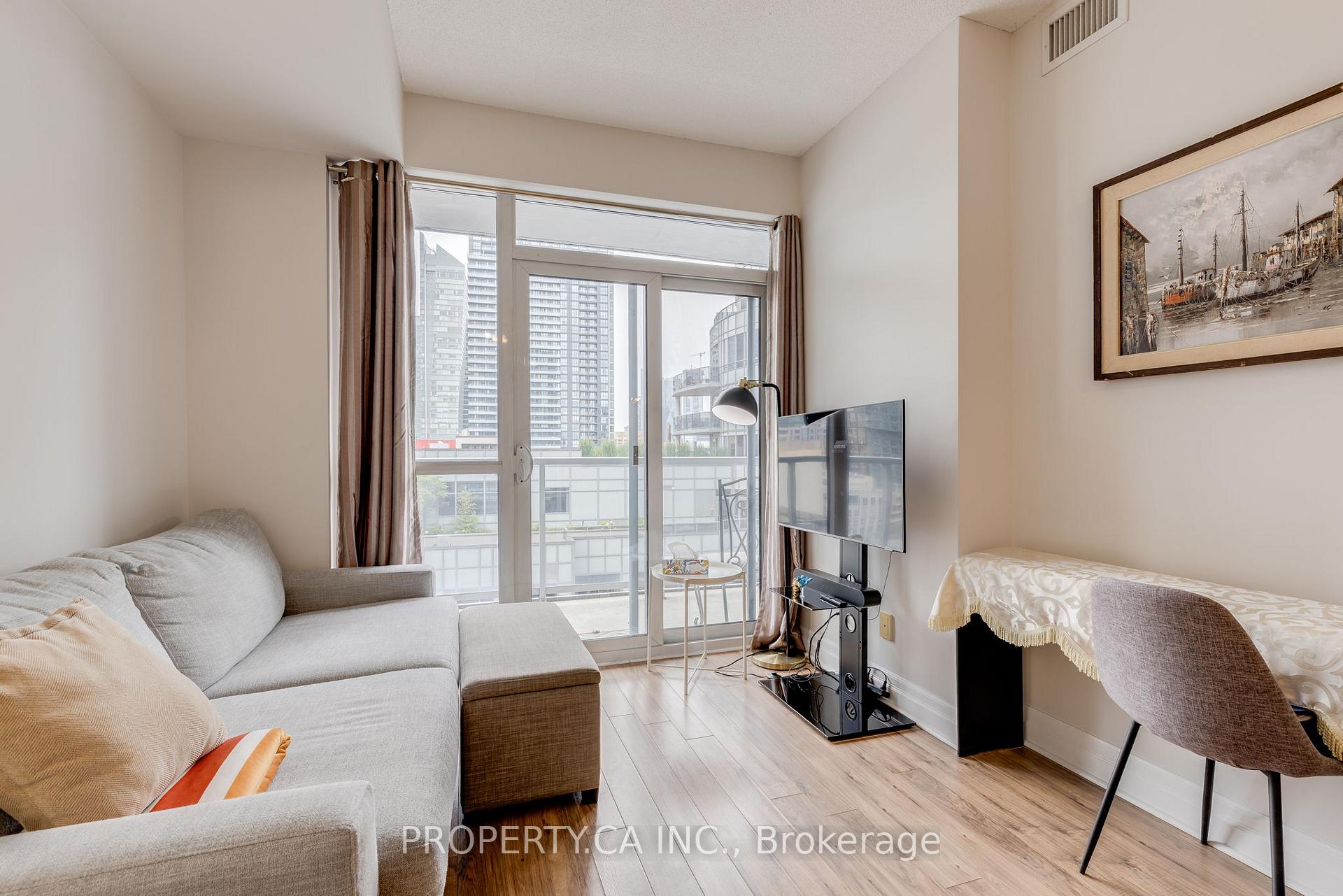 Photo 8 of Unit 2118, 352 Front Street, Toronto, Waterfront Communities — HOMEH