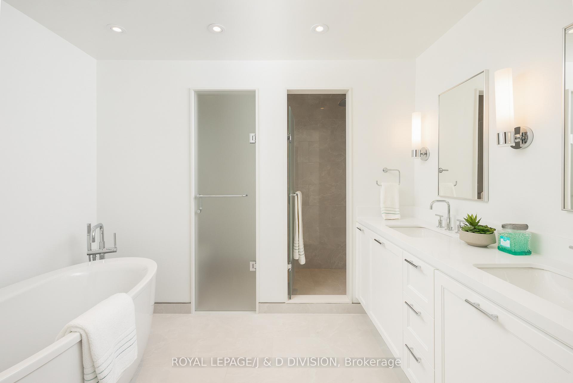 Photo 16 of Unit 407, 1 Strathgowan Avenue, Toronto, Lawrence Park South — HOMEH