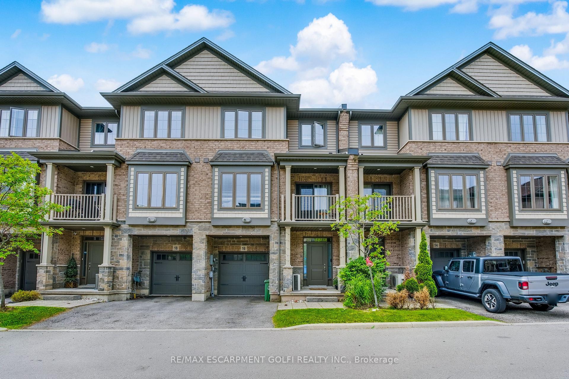 Front of 16 Lakefront Drive