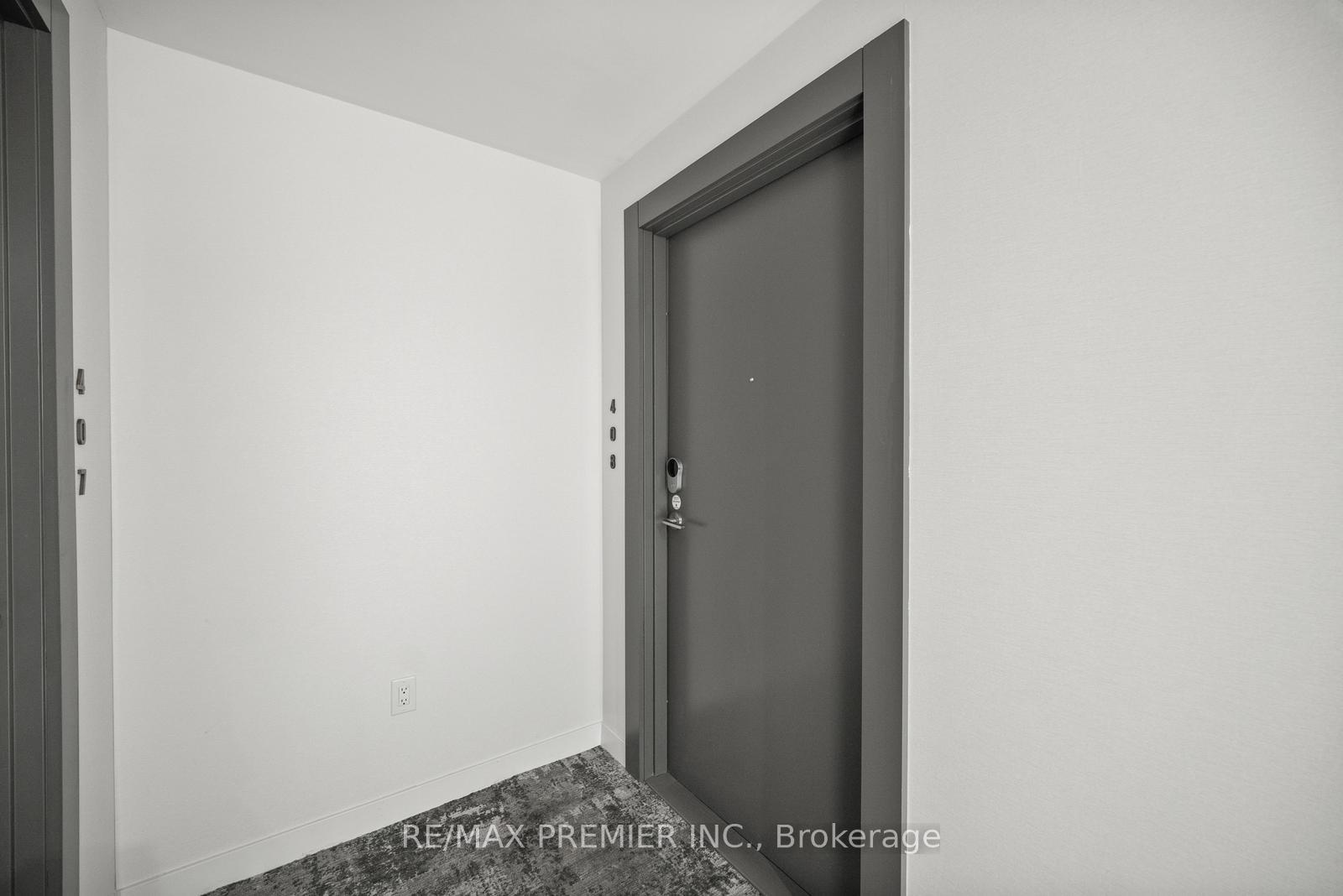 Photo 5 of Unit 408, 9 Tecumseth Street, Toronto, Niagara — HOMEH