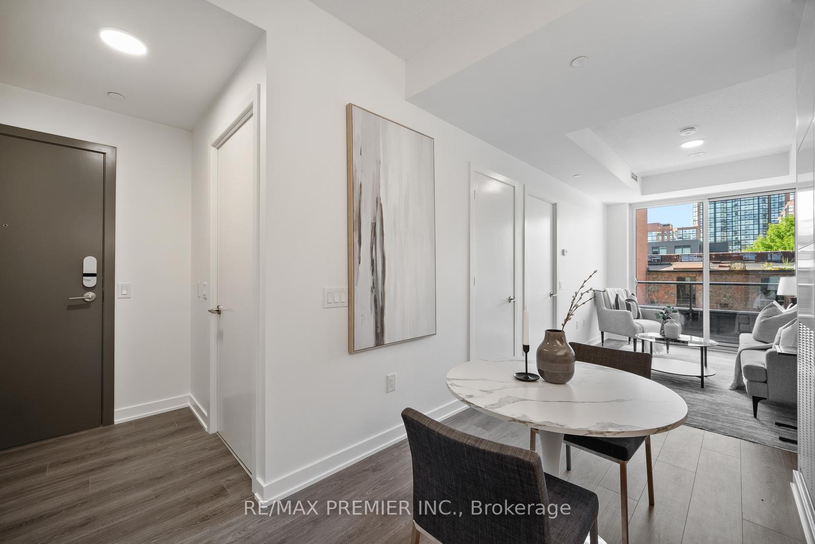 Photo 8 of Unit 408, 9 Tecumseth Street, Toronto, Niagara — HOMEH