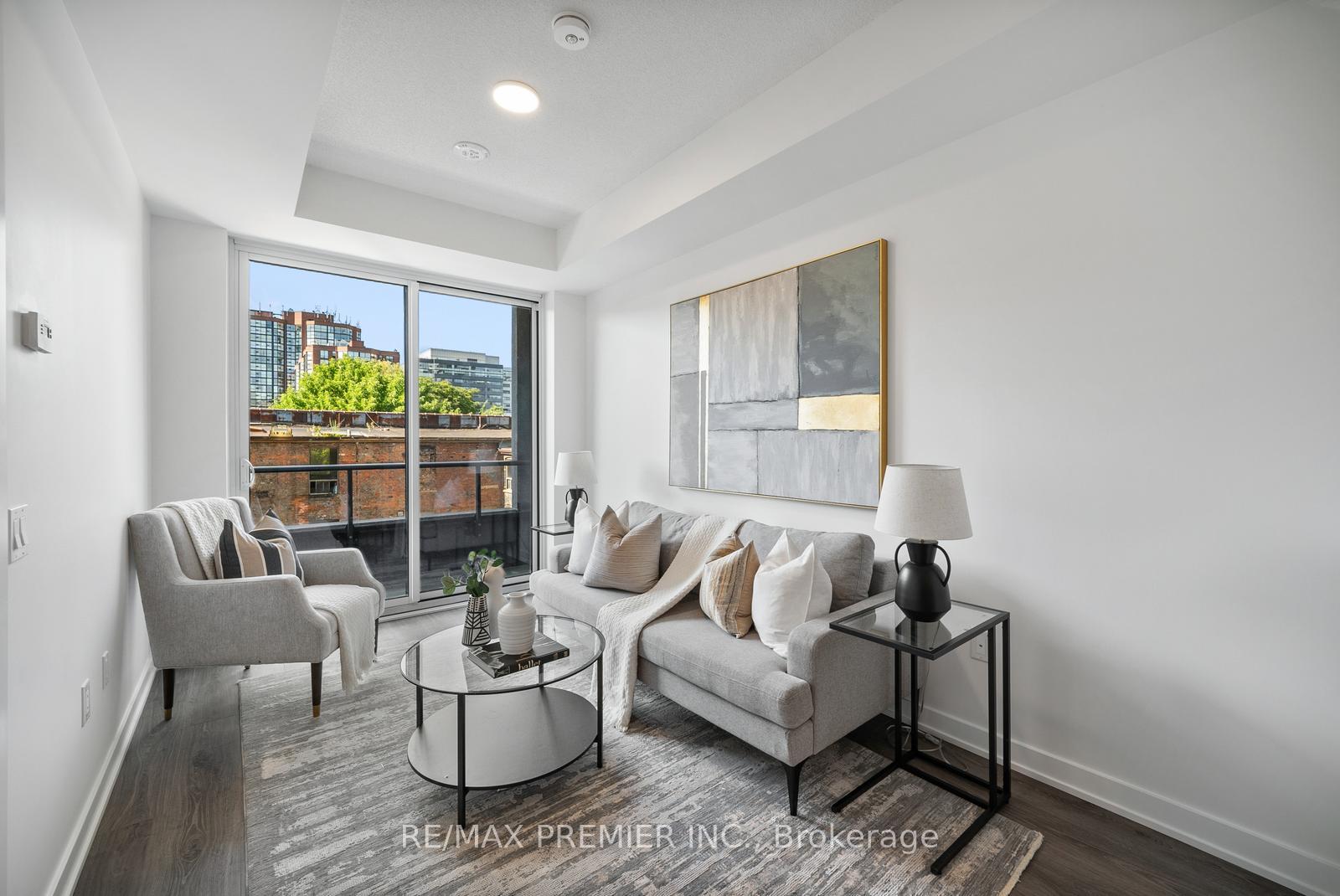 Photo 14 of Unit 408, 9 Tecumseth Street, Toronto, Niagara — HOMEH