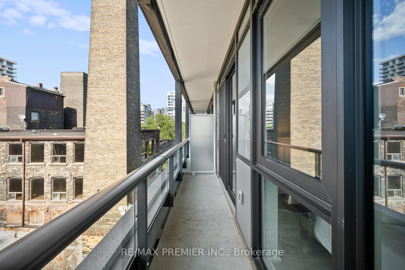Photo 22 of Unit 408, 9 Tecumseth Street, Toronto, Niagara — HOMEH