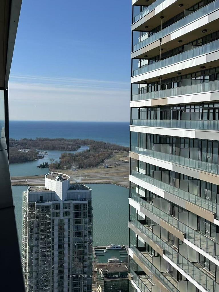 Photo 10 of Unit 6708, 1 Concord Cityplace Way, Toronto, Waterfront Communities — HOMEH