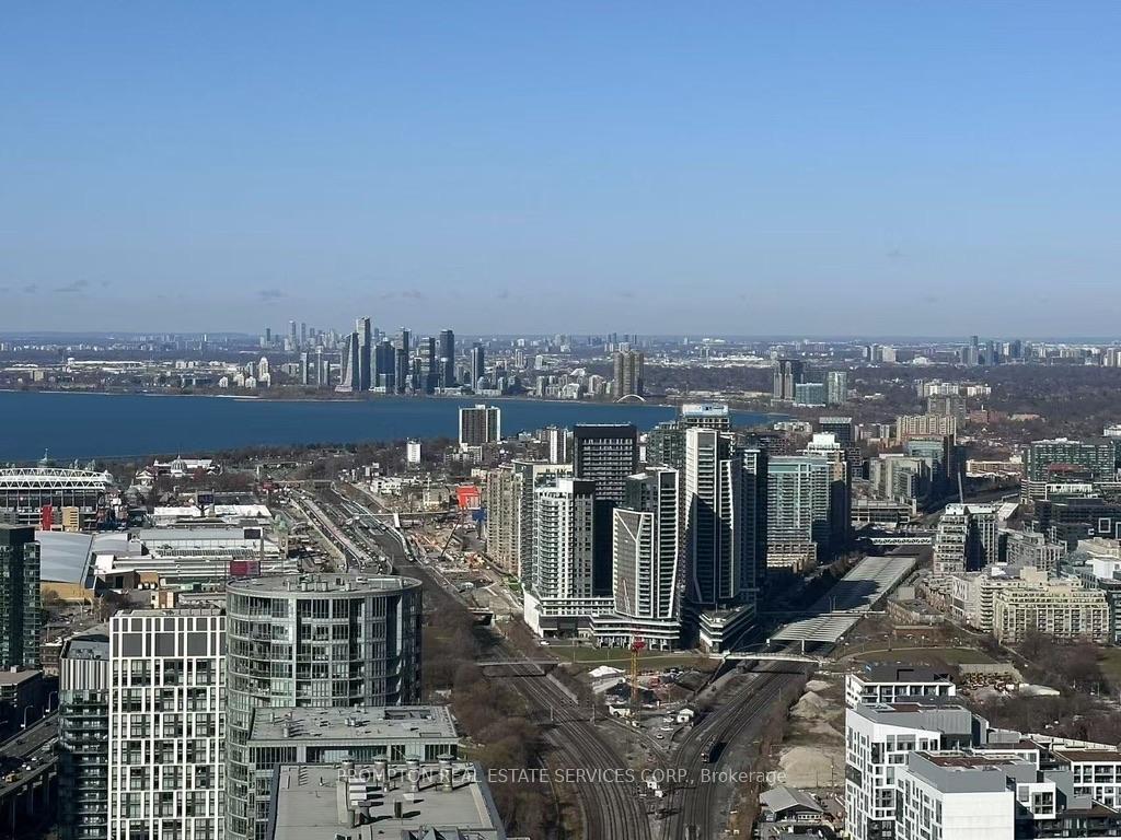 Photo 11 of Unit 6708, 1 Concord Cityplace Way, Toronto, Waterfront Communities — HOMEH