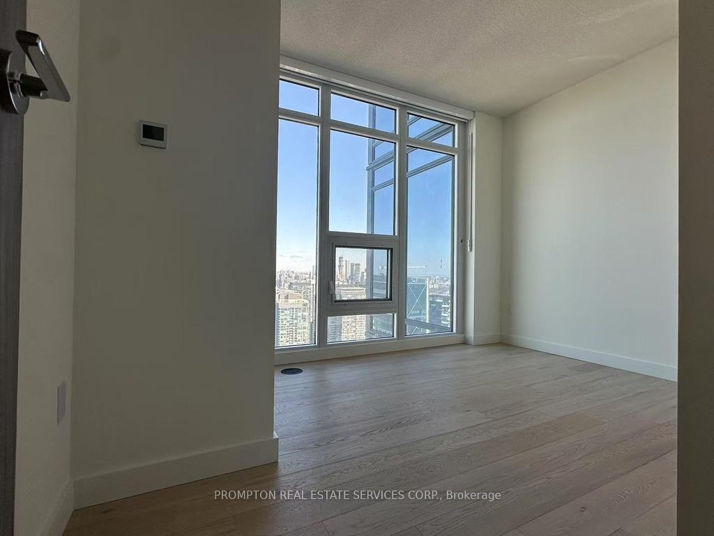 Photo 13 of Unit 6708, 1 Concord Cityplace Way, Toronto, Waterfront Communities — HOMEH