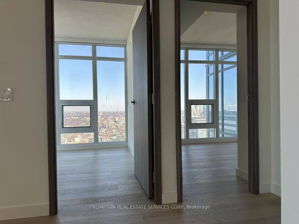 Photo 18 of Unit 6708, 1 Concord Cityplace Way, Toronto, Waterfront Communities — HOMEH