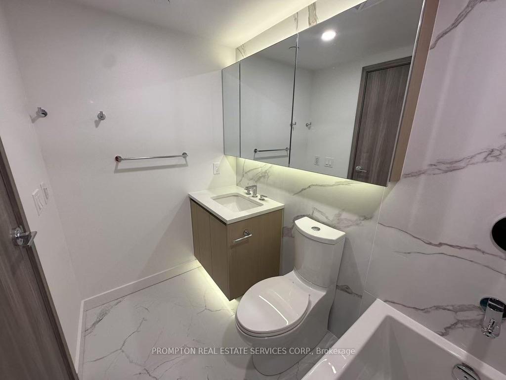 Photo 23 of Unit 6708, 1 Concord Cityplace Way, Toronto, Waterfront Communities — HOMEH