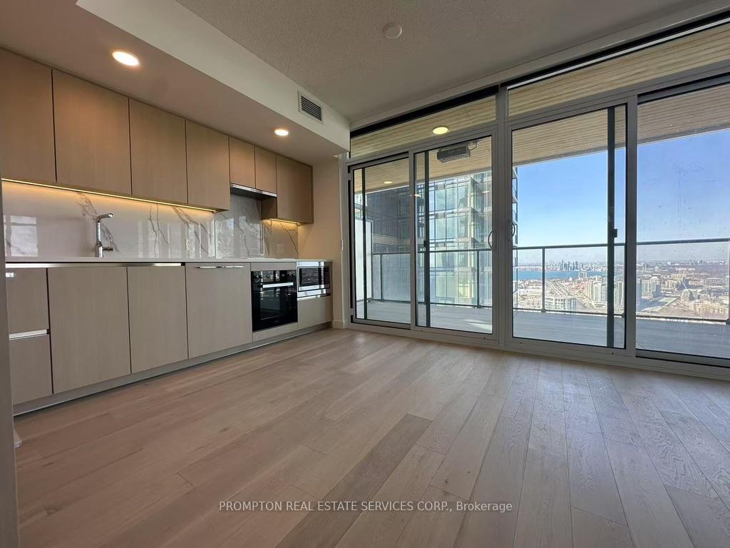 Photo 24 of Unit 6708, 1 Concord Cityplace Way, Toronto, Waterfront Communities — HOMEH