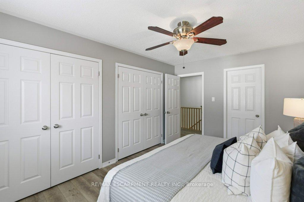 Photo 23 of 113 Thornlodge Drive, Hamilton, Waterdown — HOMEH