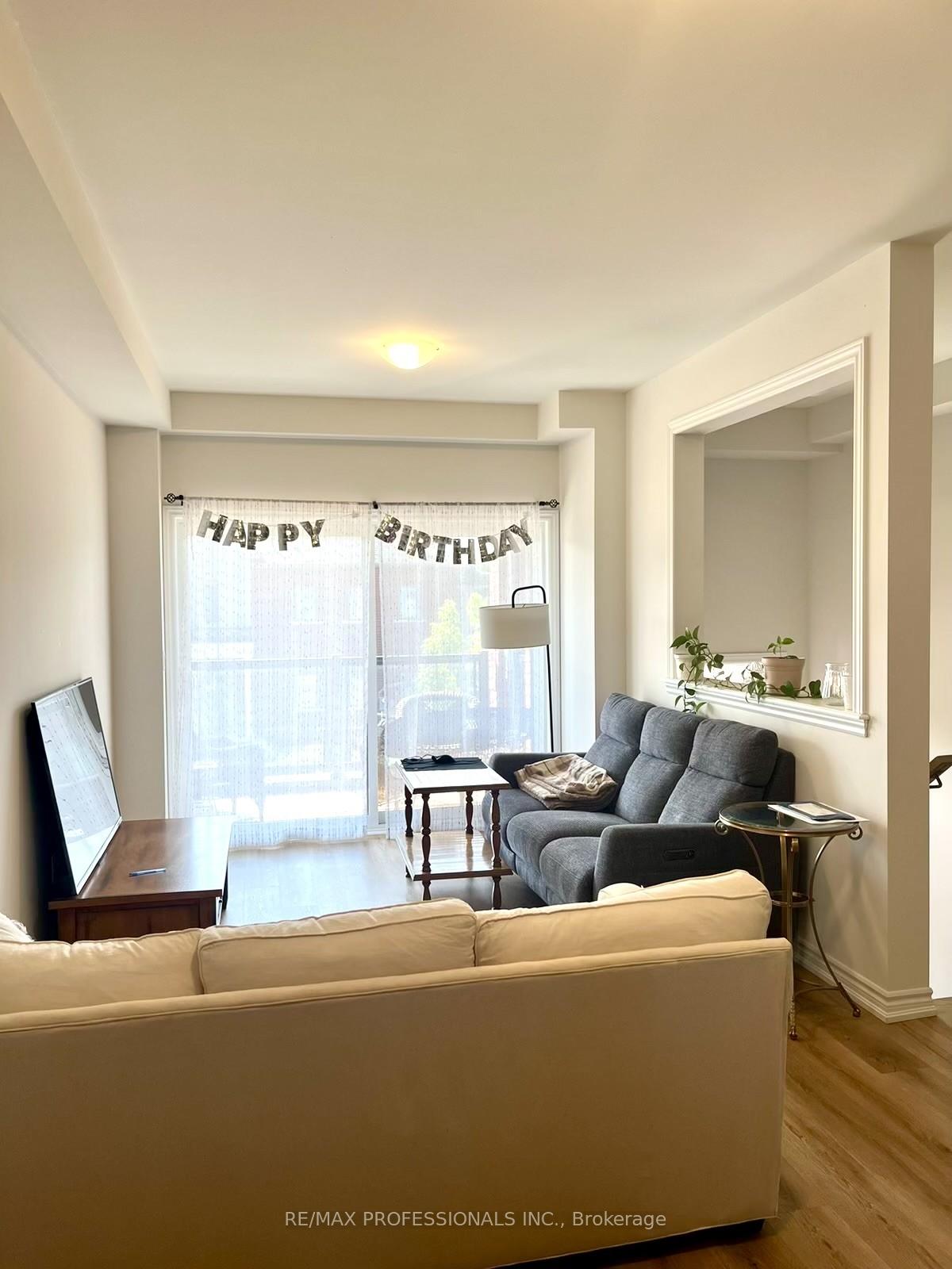 Photo 9 of 56 Denison Avenue, Brampton, Downtown Brampton — HOMEH