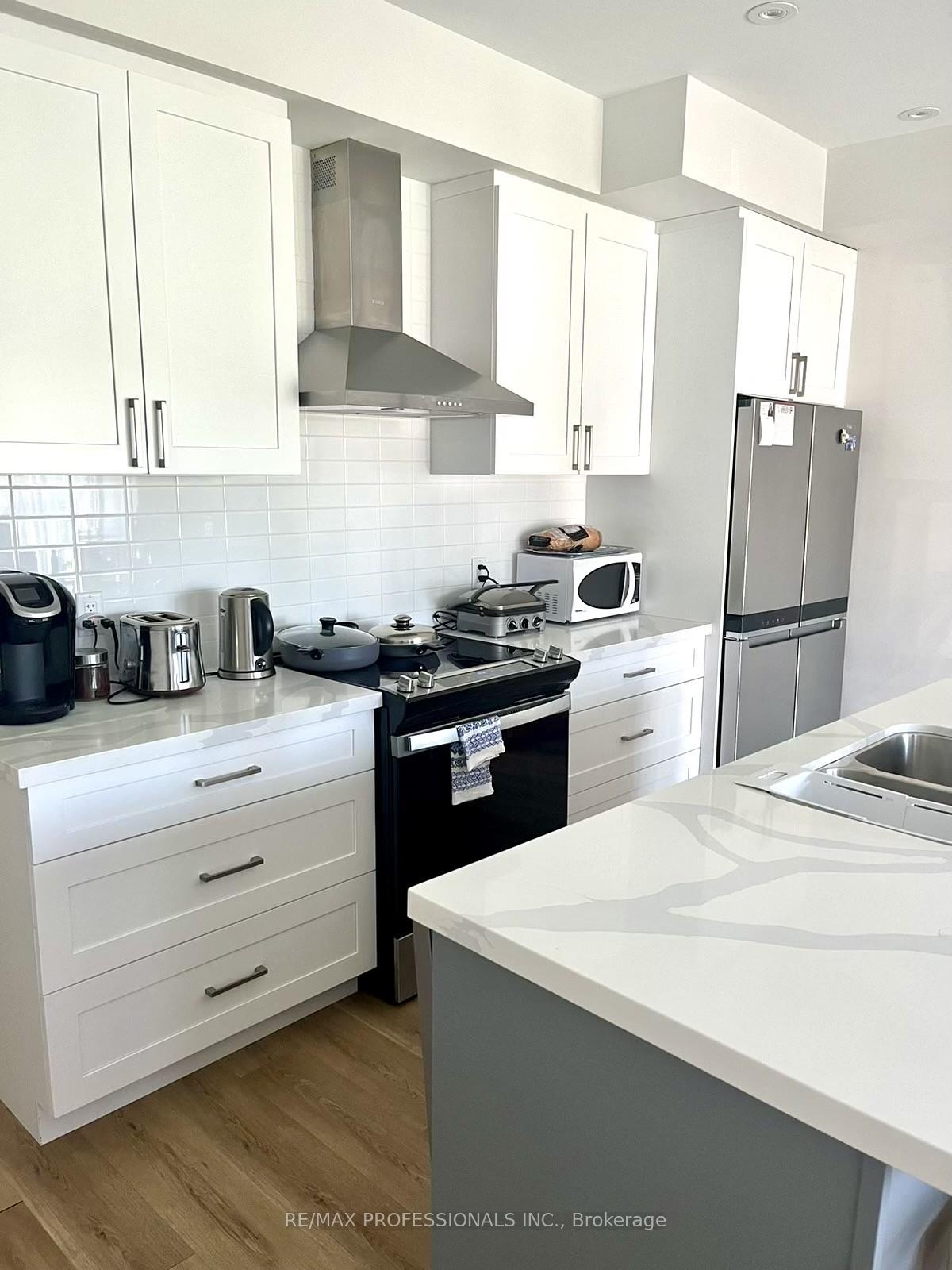 Photo 24 of 56 Denison Avenue, Brampton, Downtown Brampton — HOMEH