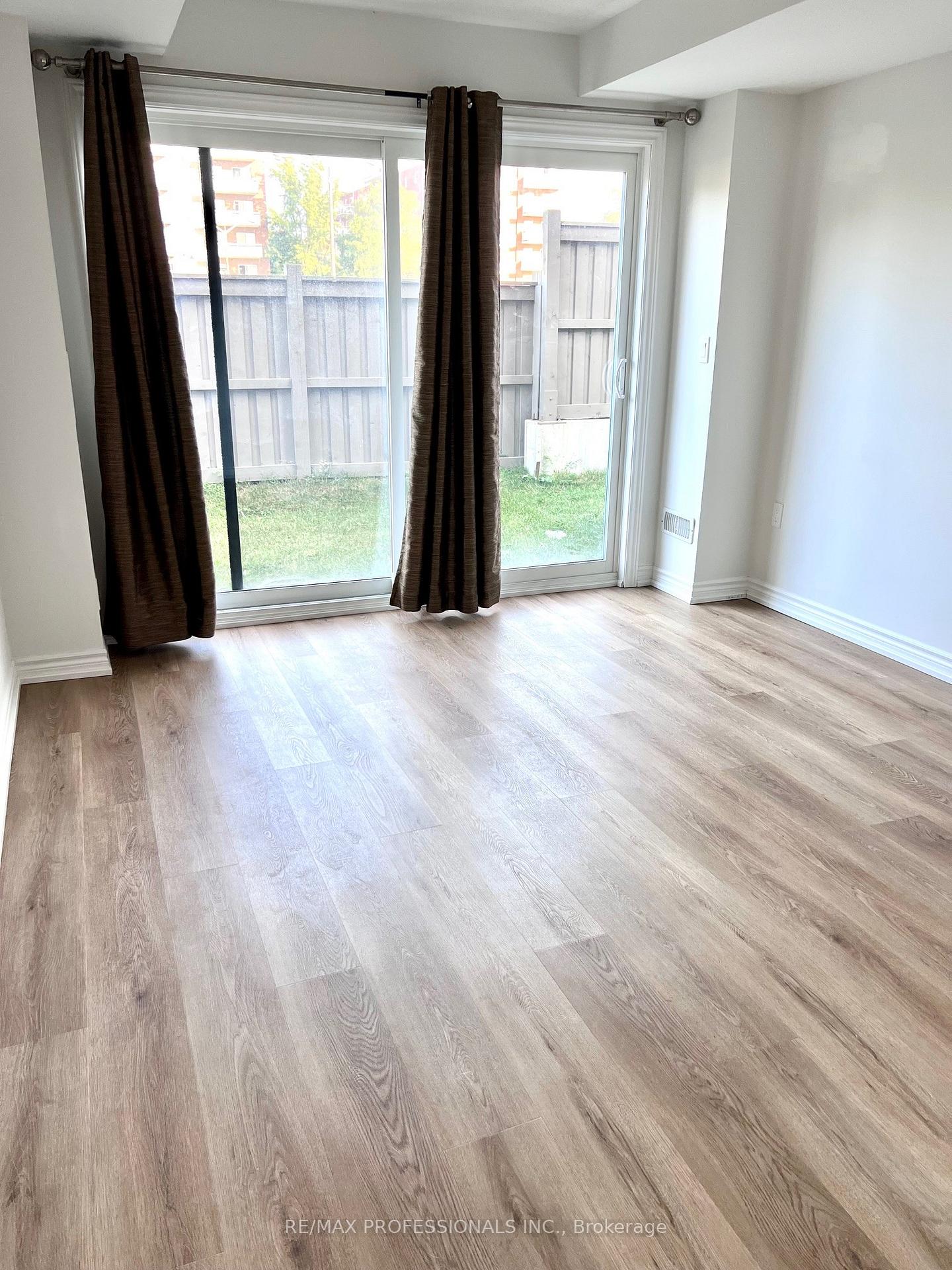 Photo 29 of 56 Denison Avenue, Brampton, Downtown Brampton — HOMEH