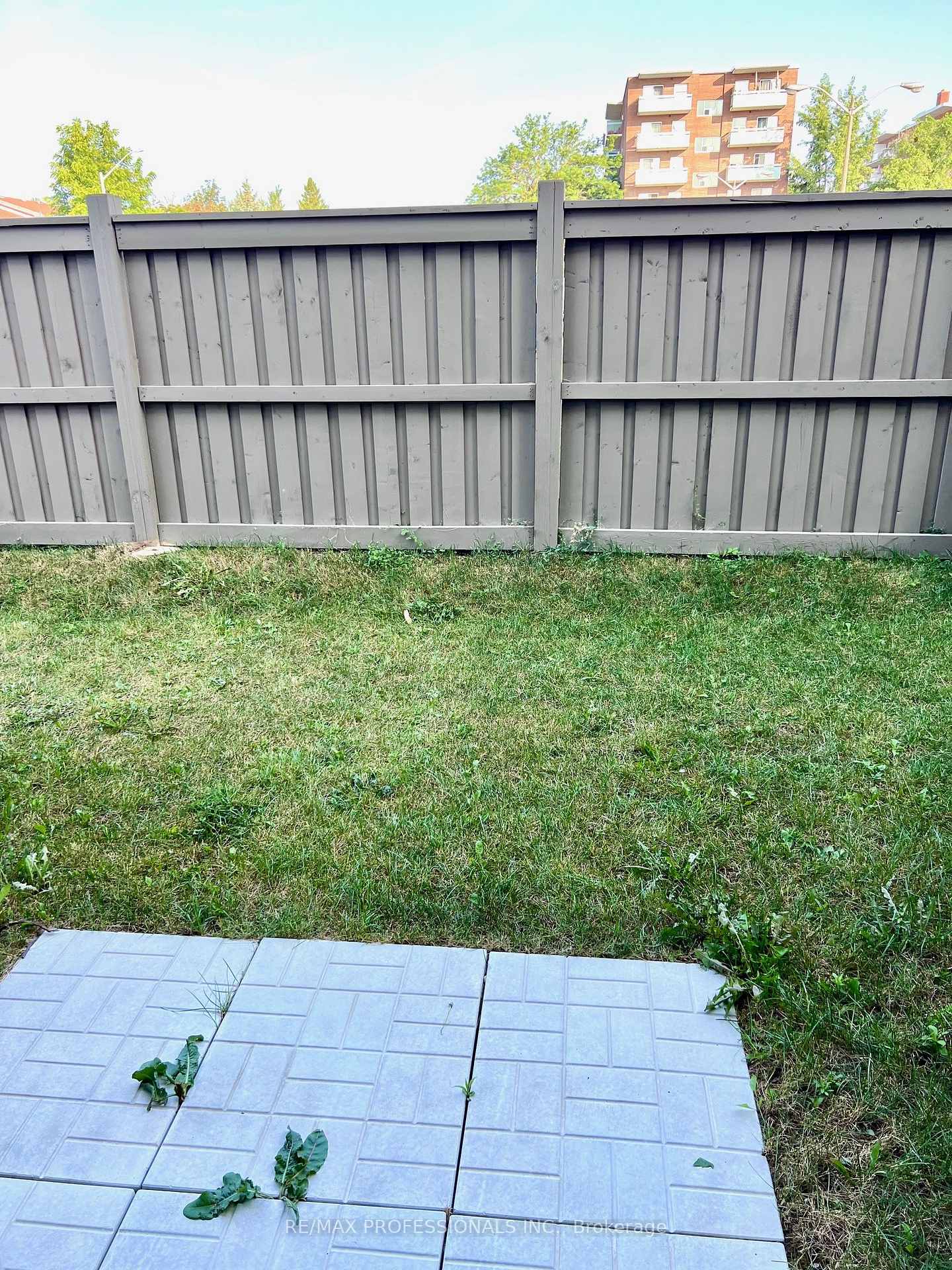 Photo 40 of 56 Denison Avenue, Brampton, Downtown Brampton — HOMEH