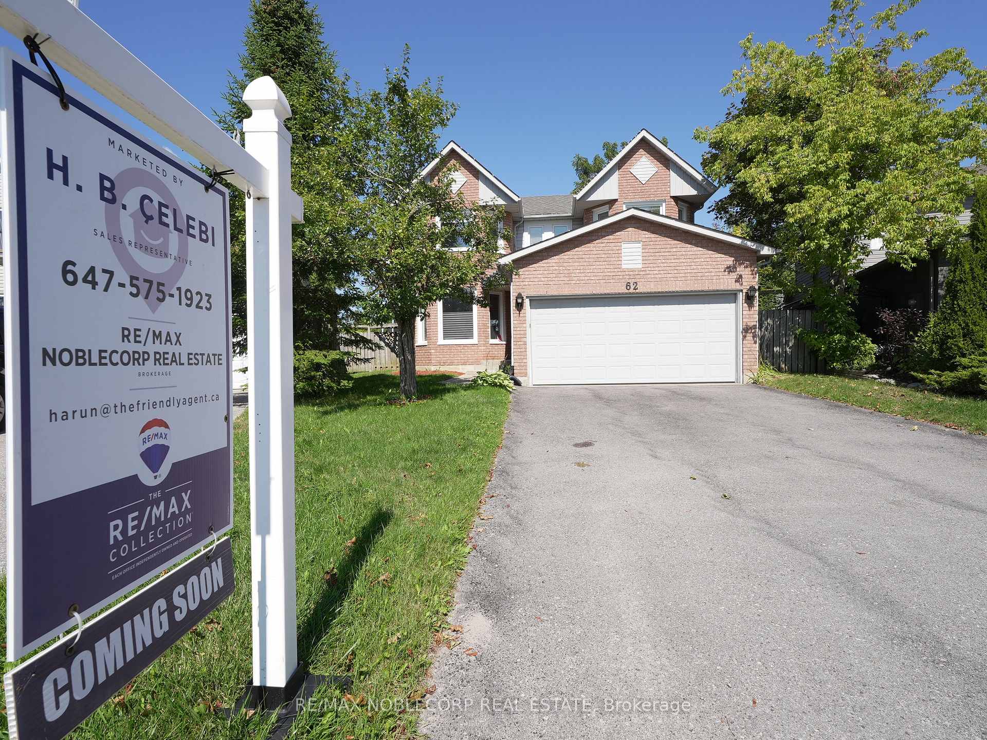 Photo 3 of 62 O'Shaughnessy Crescent, Barrie, Holly — HOMEH