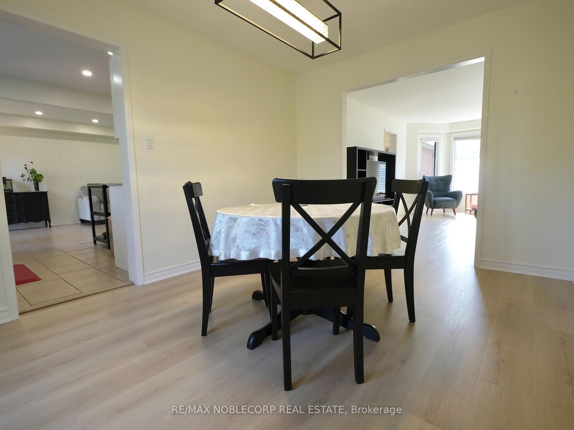 Photo 14 of 62 O'Shaughnessy Crescent, Barrie, Holly — HOMEH