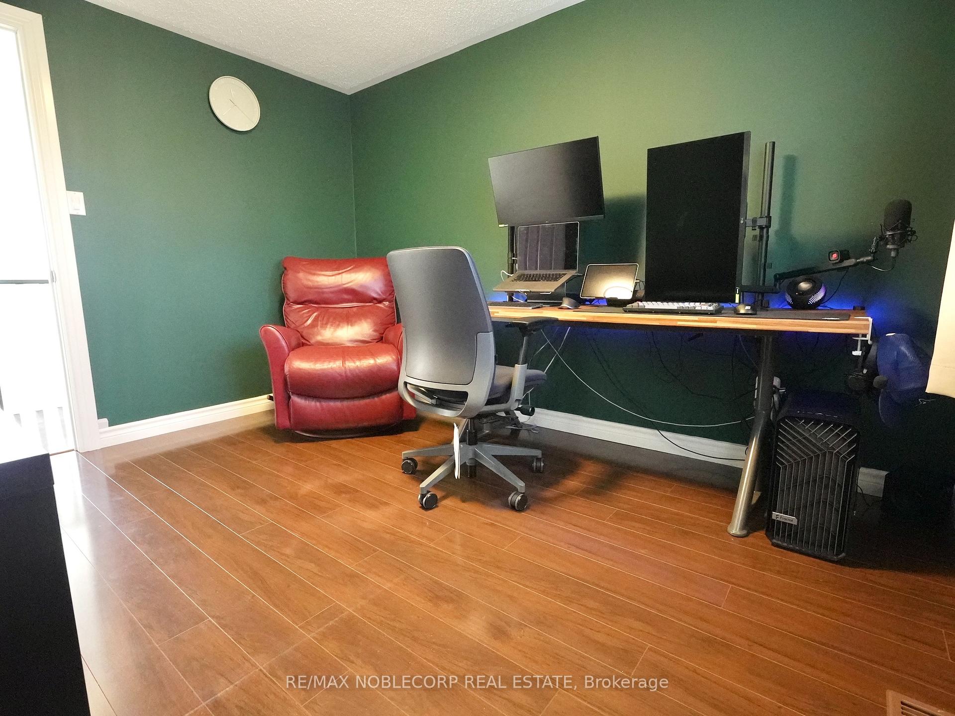 Photo 30 of 62 O'Shaughnessy Crescent, Barrie, Holly — HOMEH