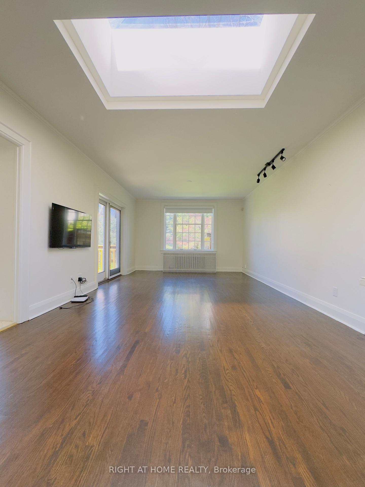 Photo 2 of 72 Glengowan Road, Toronto, Lawrence Park South — HOMEH