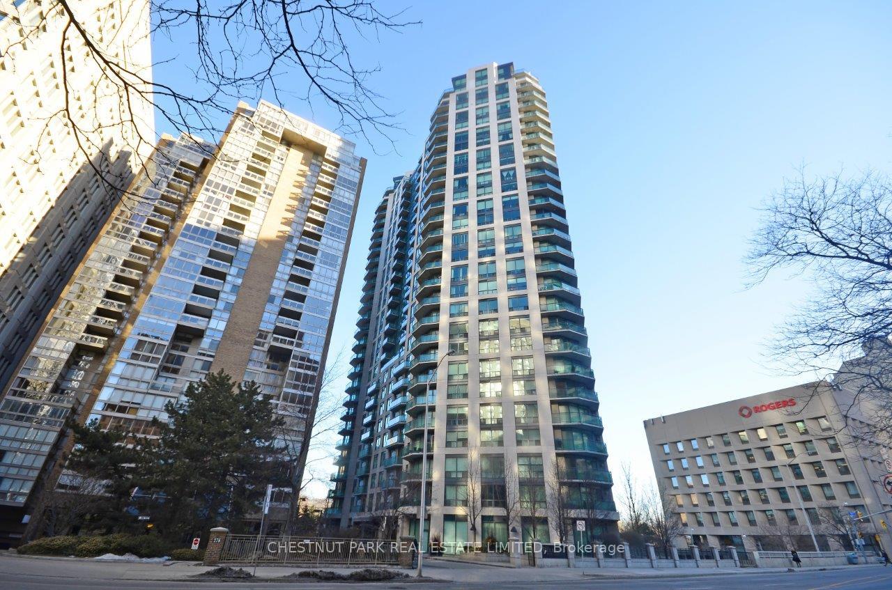 Front of Unit 506, 300 Bloor Street E