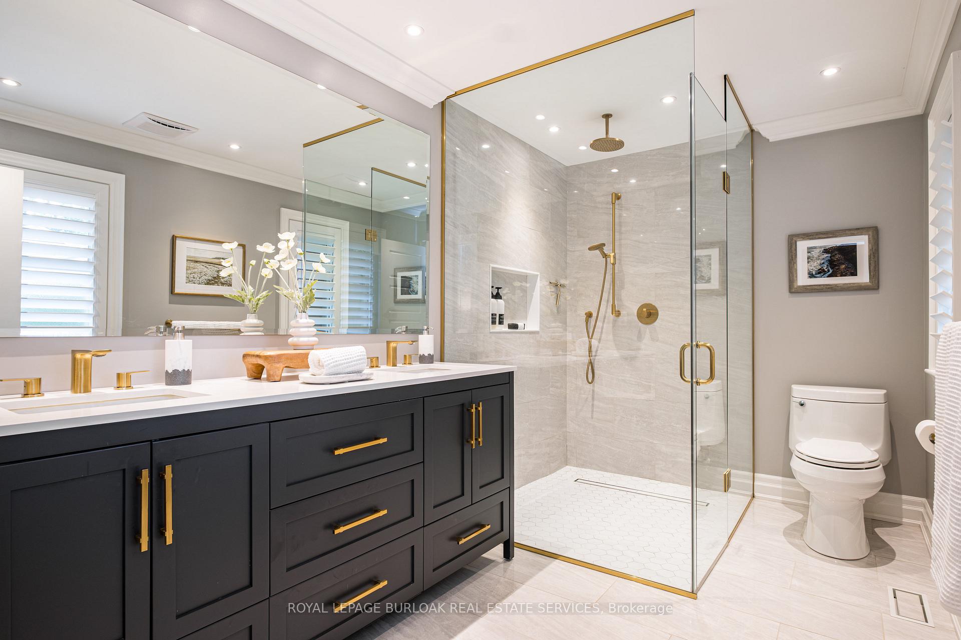 Photo 25 of 724 Kingsway Drive, Burlington, LaSalle — HOMEH