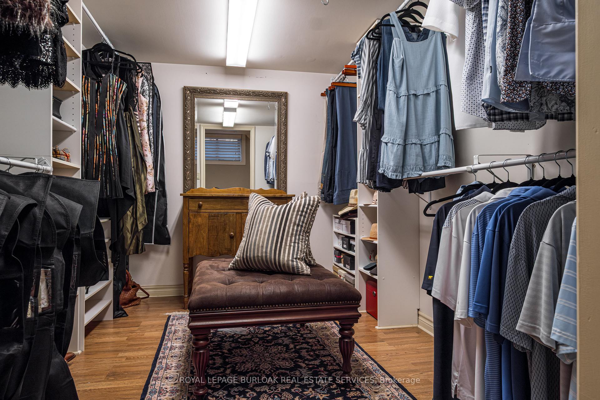 Photo 36 of 724 Kingsway Drive, Burlington, LaSalle — HOMEH
