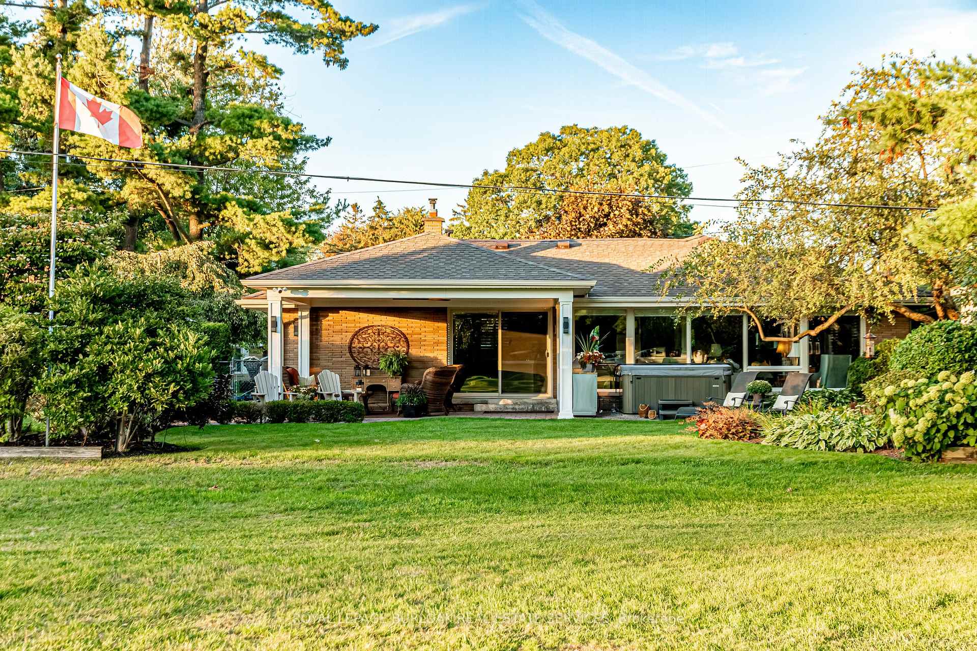 Photo 41 of 724 Kingsway Drive, Burlington, LaSalle — HOMEH