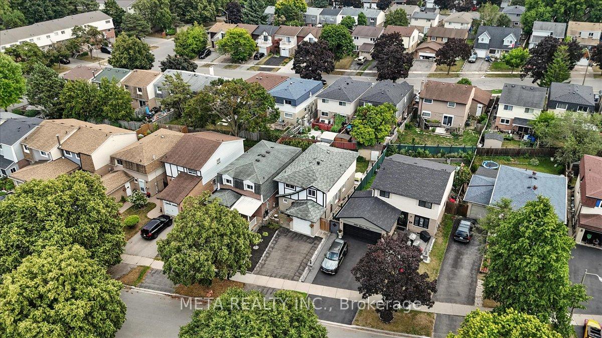 Photo 34 of 1567 Jaywin Circle, Pickering, Village East — HOMEH