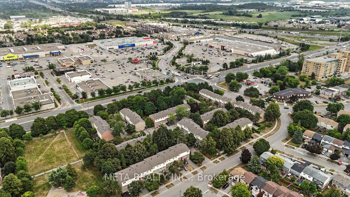 Photo 35 of 1567 Jaywin Circle, Pickering, Village East — HOMEH