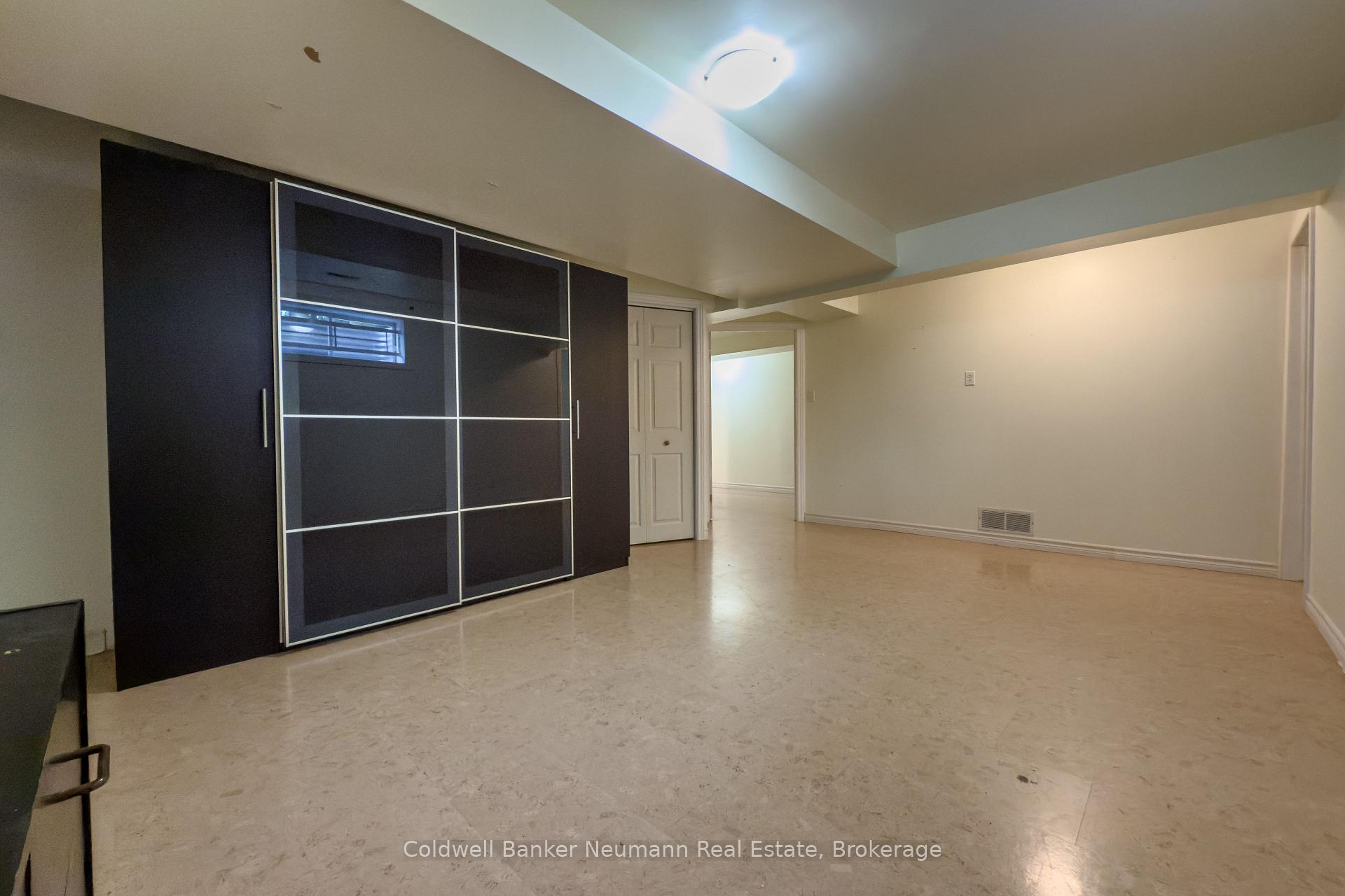 Photo 15 of 67 Gaw Crescent, Guelph, Pineridge/Westminster Woods — HOMEH