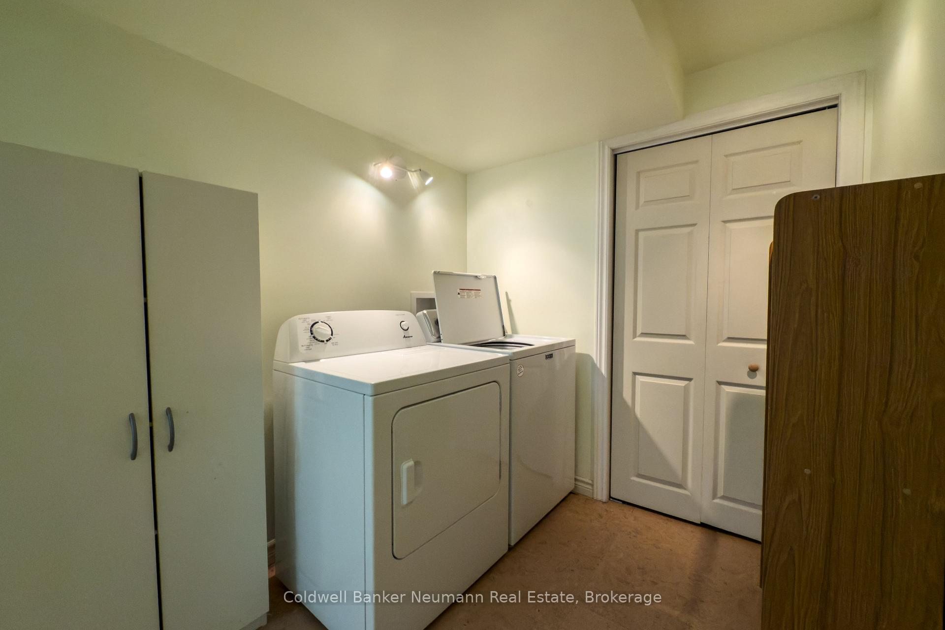 Photo 17 of 67 Gaw Crescent, Guelph, Pineridge/Westminster Woods — HOMEH