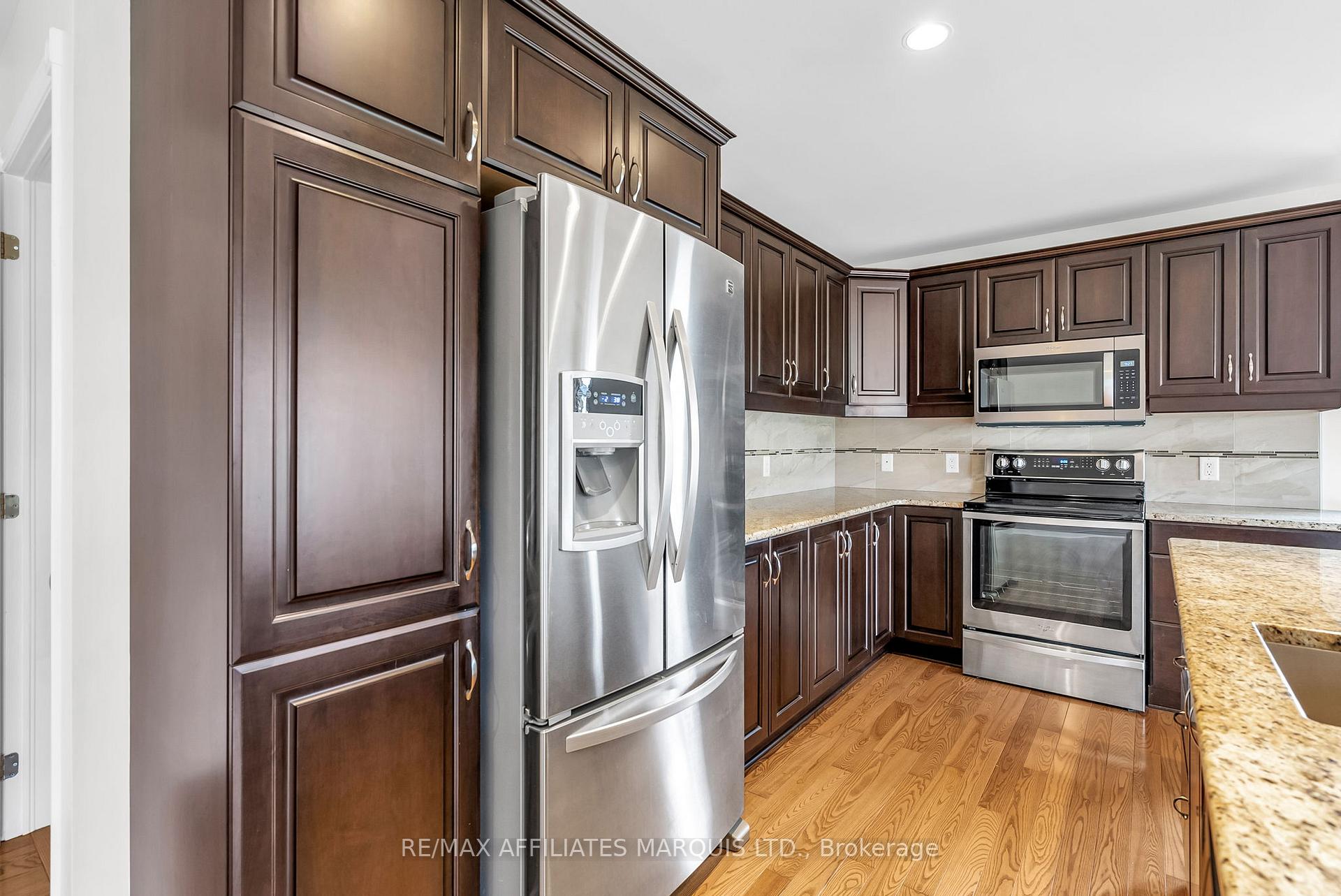 Photo 13 of 2125 Concorde Avenue, Cornwall — HOMEH