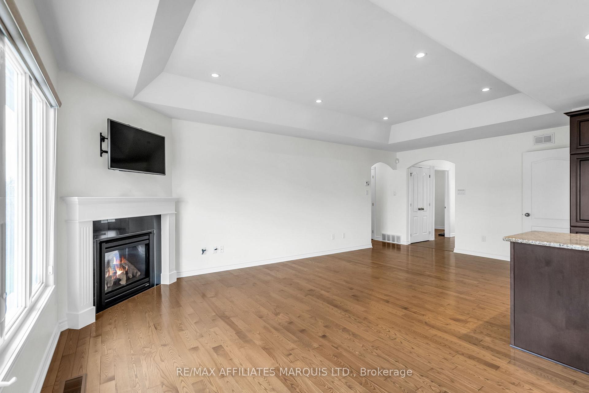 Photo 22 of 2125 Concorde Avenue, Cornwall — HOMEH