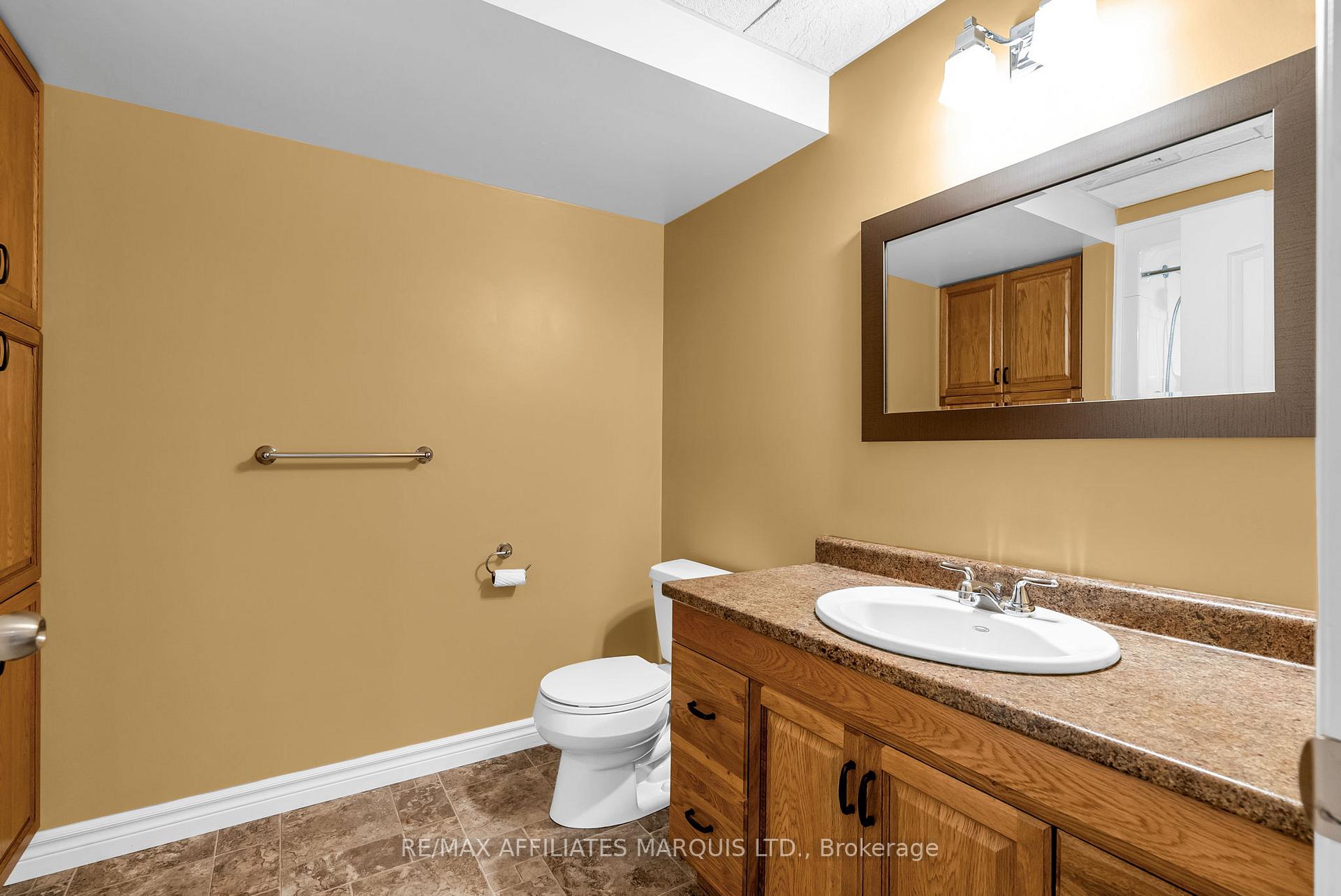Photo 40 of 2125 Concorde Avenue, Cornwall — HOMEH