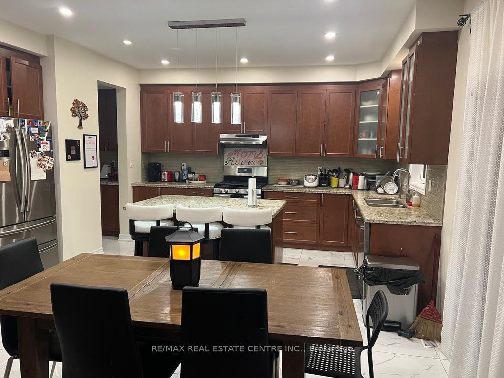 Photo 29 of 15 Lola Crescent, Brampton, Northwest Brampton — HOMEH