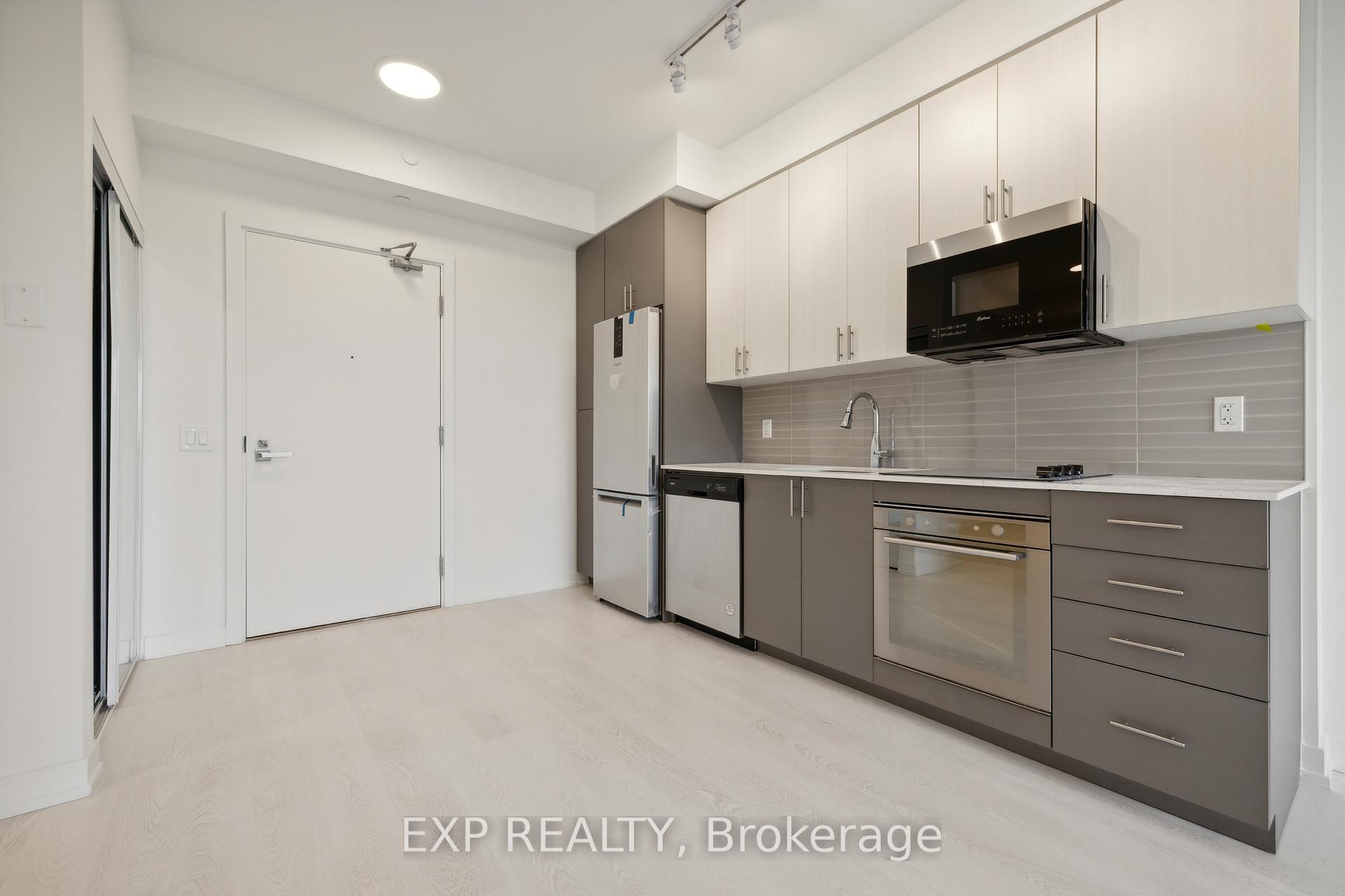 Photo 2 of Unit 514, 415 Main Street W, Hamilton, Kirkendall — HOMEH