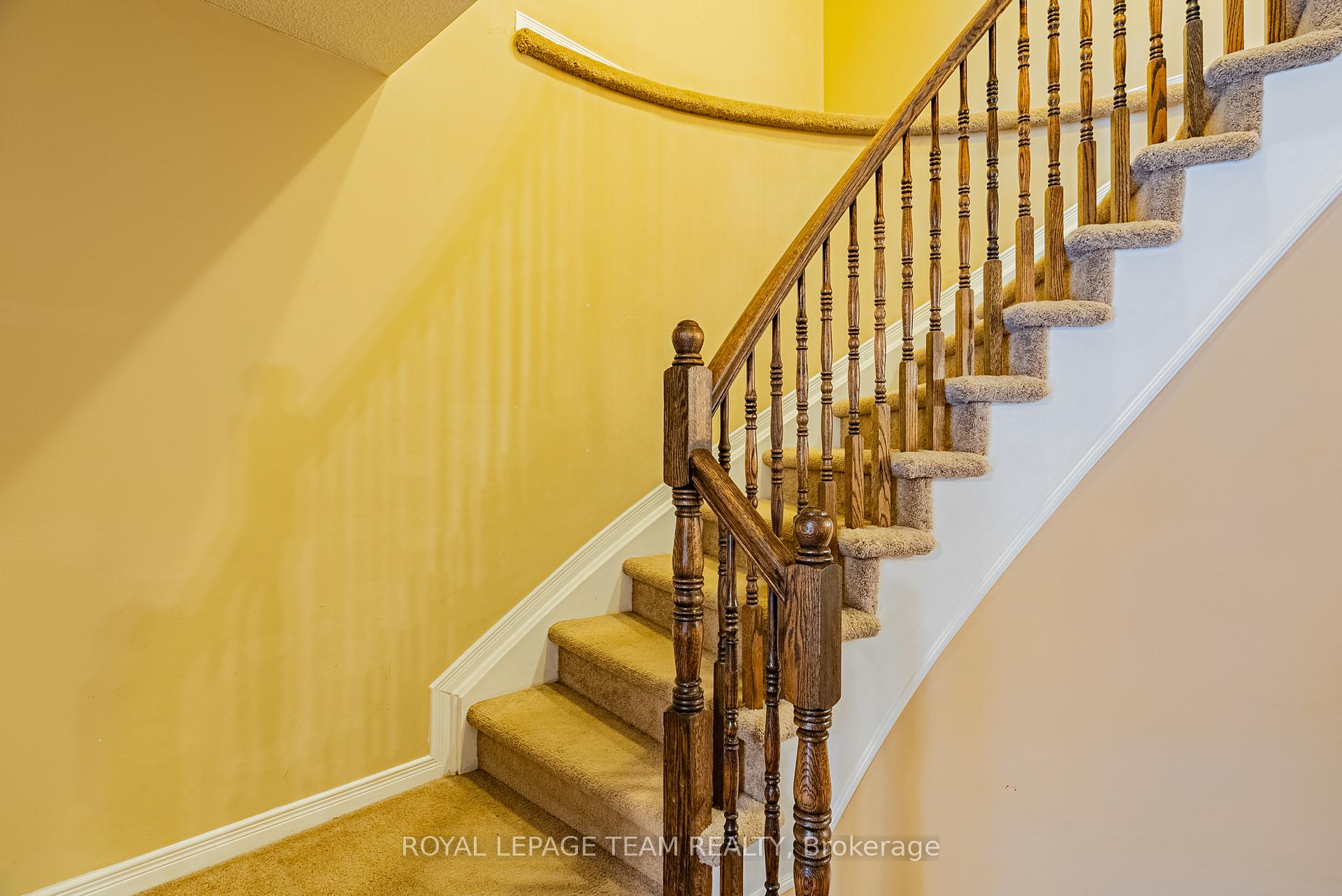 Photo 7 of 403 Fosterbrook Way, Ottawa, Barrhaven - Cedargrove/Fraserdale — HOMEH