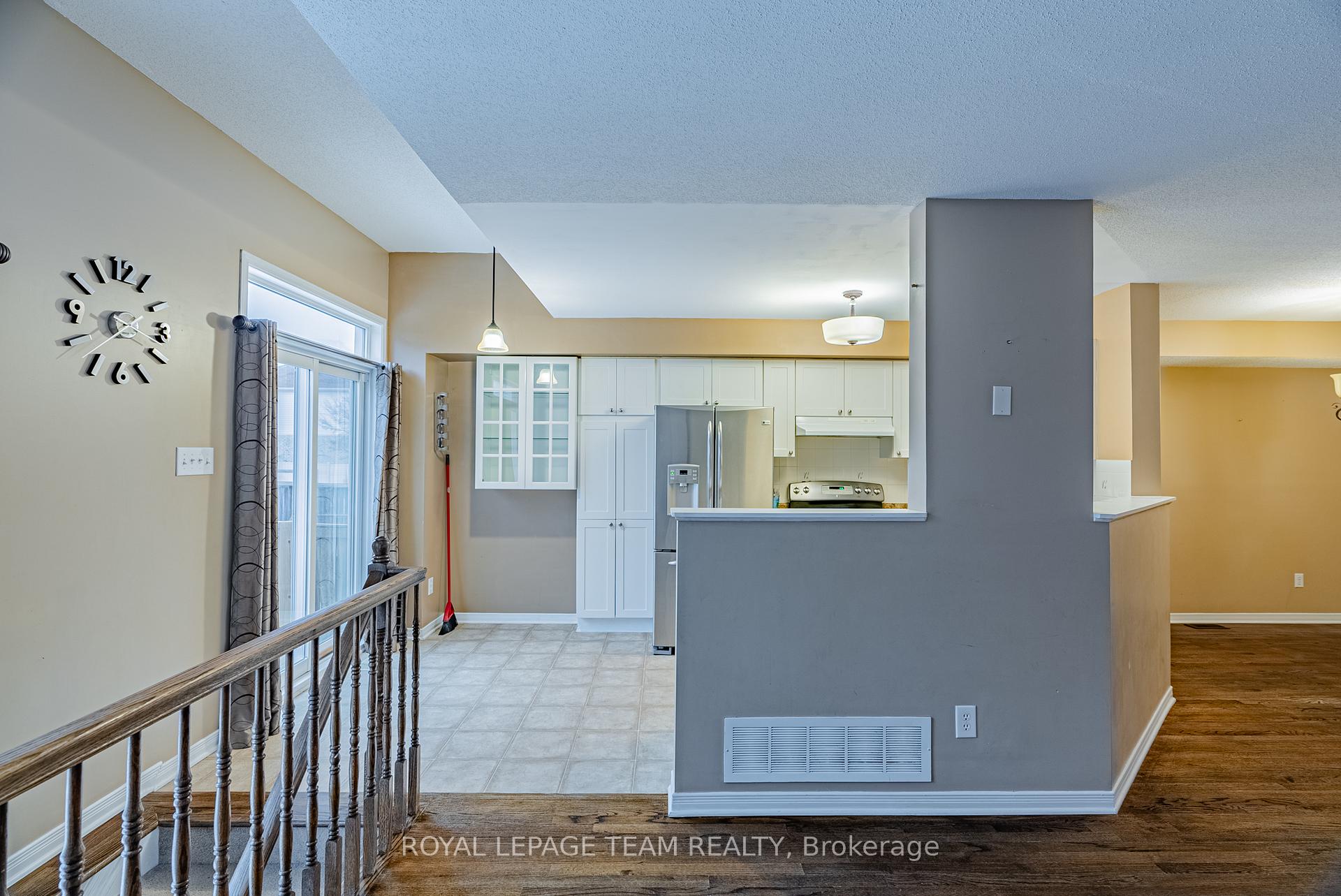 Photo 16 of 403 Fosterbrook Way, Ottawa, Barrhaven - Cedargrove/Fraserdale — HOMEH