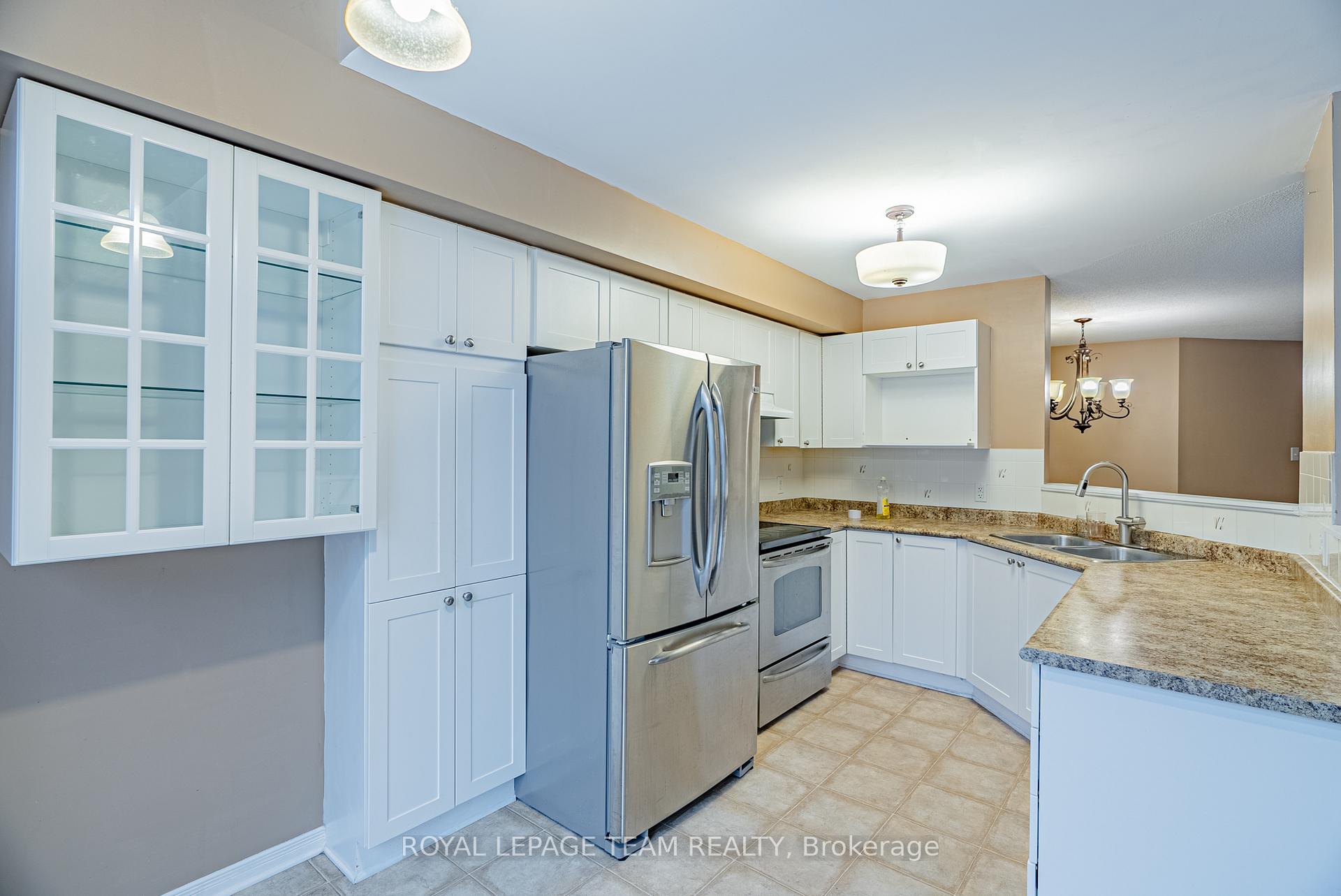 Photo 17 of 403 Fosterbrook Way, Ottawa, Barrhaven - Cedargrove/Fraserdale — HOMEH