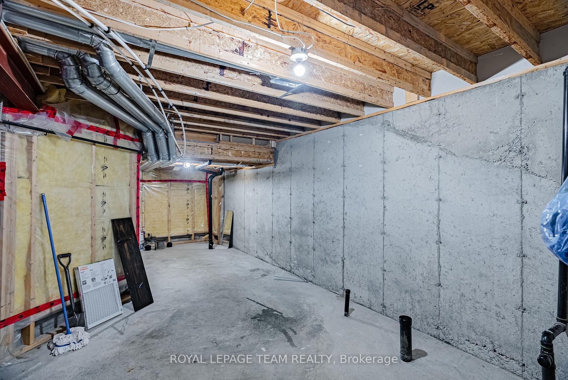 Photo 31 of 403 Fosterbrook Way, Ottawa, Barrhaven - Cedargrove/Fraserdale — HOMEH