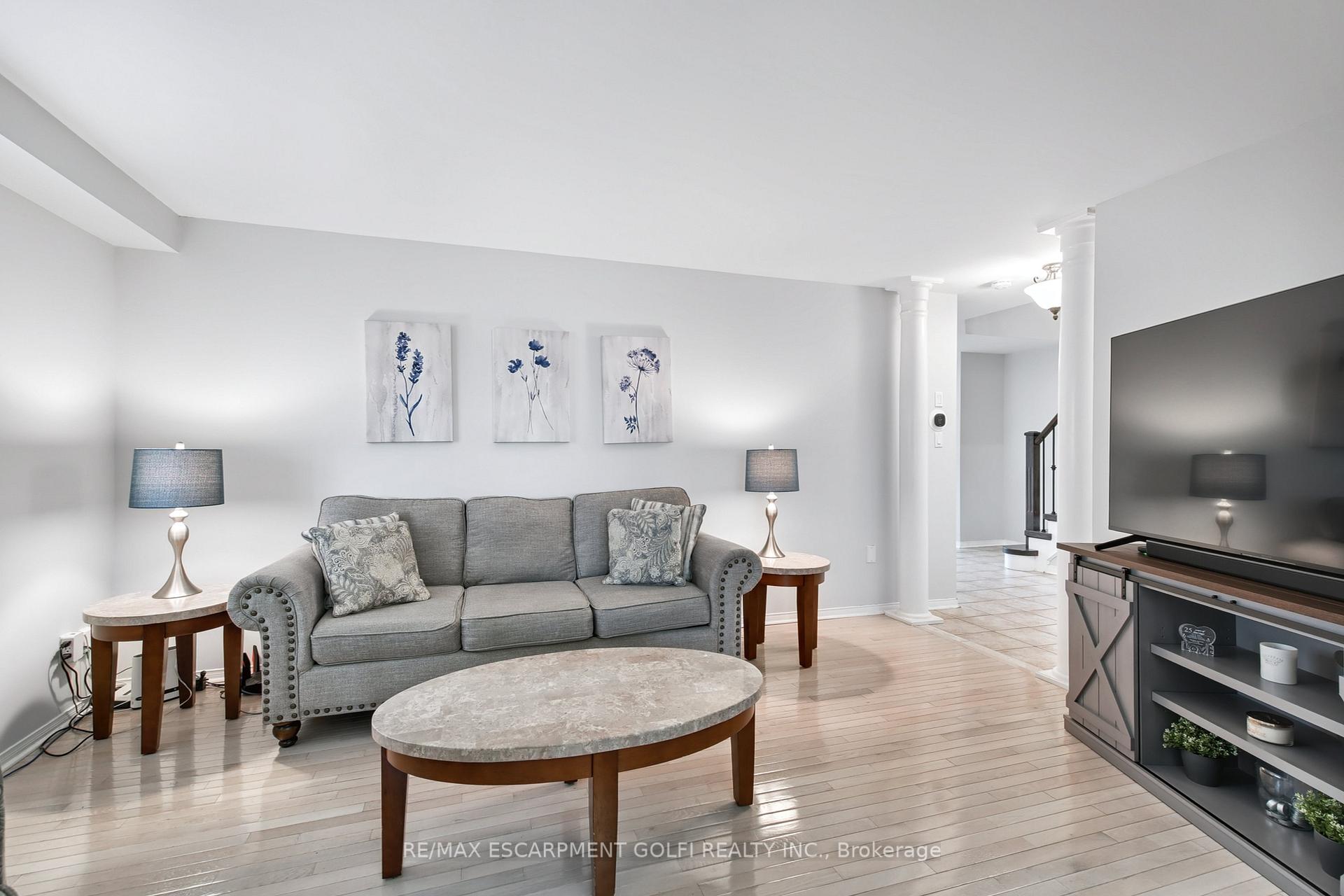Photo 11 of 317 Jacqueline Boulevard, Hamilton, Allison — HOMEH