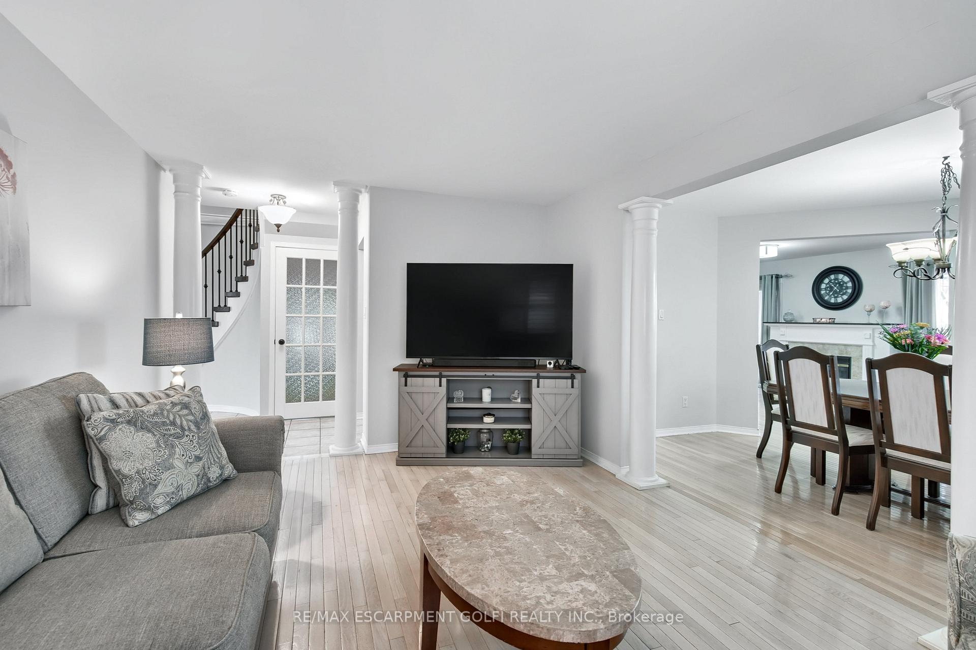 Photo 13 of 317 Jacqueline Boulevard, Hamilton, Allison — HOMEH