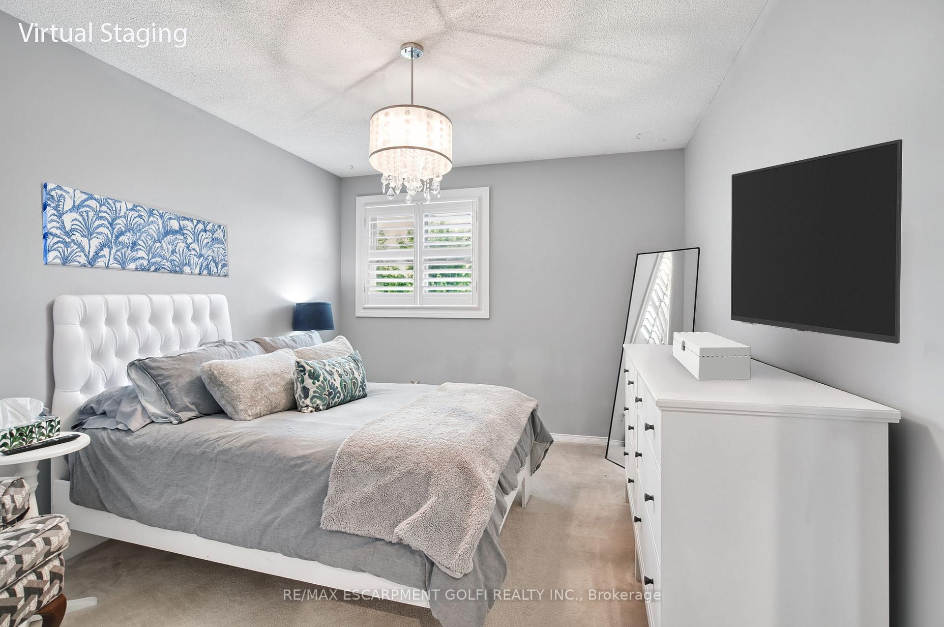 Photo 16 of 317 Jacqueline Boulevard, Hamilton, Allison — HOMEH