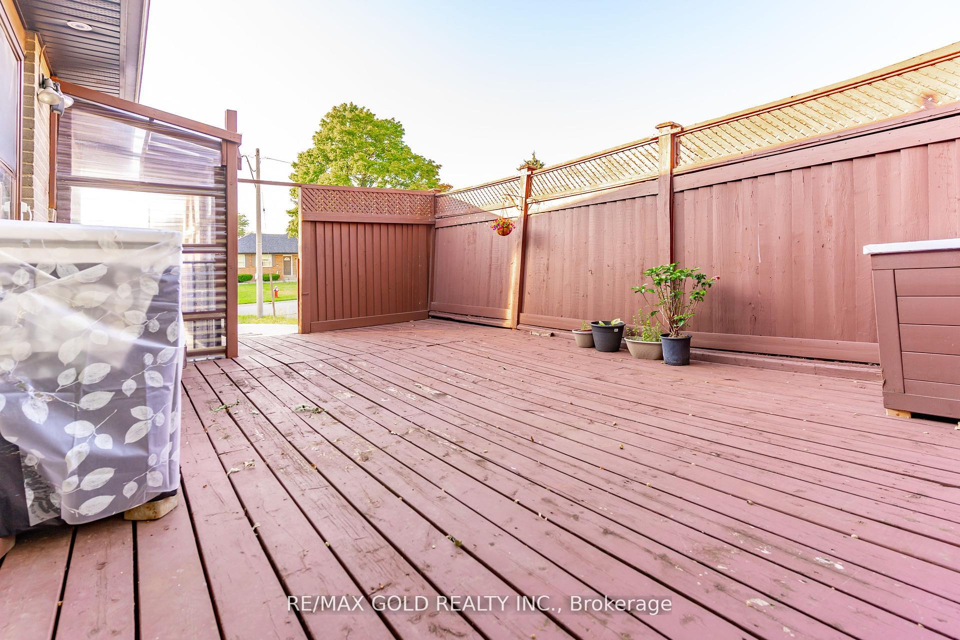 Photo 83 of 21 Argyle Crescent, Brampton, Avondale — HOMEH