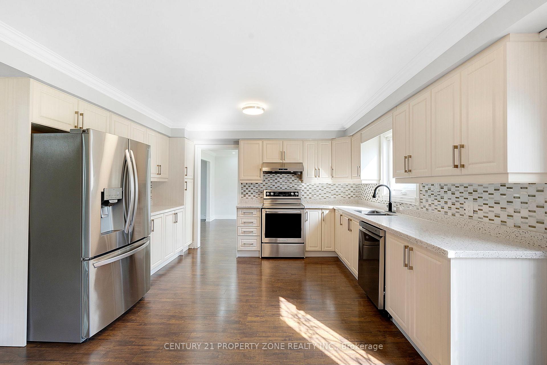 Photo 18 of 14 Huttonville Drive, Brampton, Huttonville — HOMEH